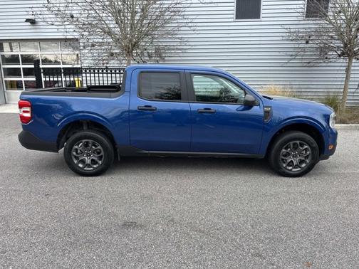 2023 Ford Maverick XL