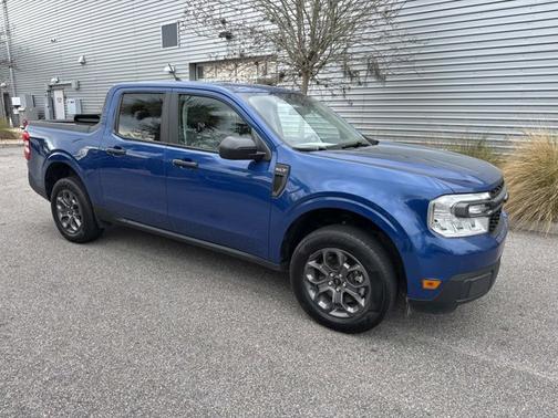 2023 Ford Maverick XL