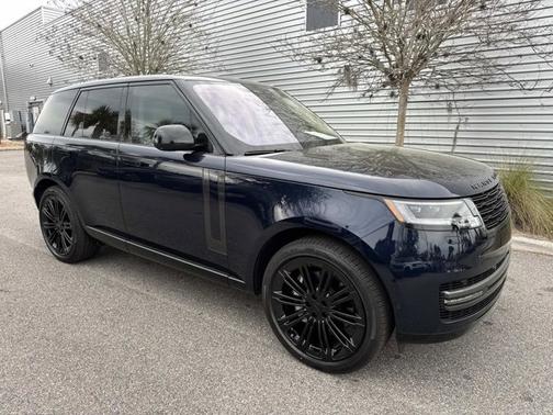 2023 Land Rover Range Rover SE