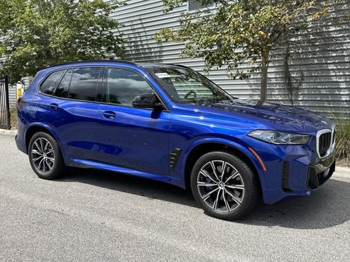 2025 BMW X5 M60i