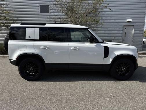 2024 Land Rover Defender S