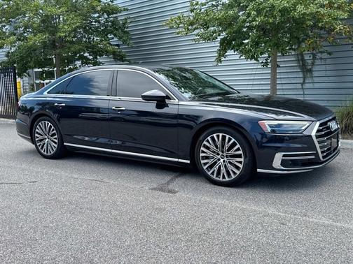 2021 Audi A8 L 55 (Tiptronic)