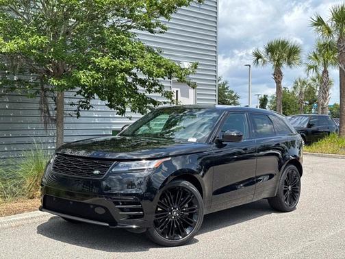 2026 Land Rover Range Rover Velar Dynamic SE