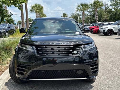 2026 Land Rover Range Rover Velar Dynamic SE