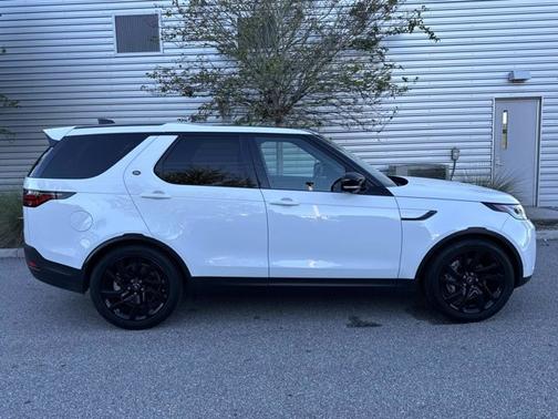 2025 Land Rover Discovery S