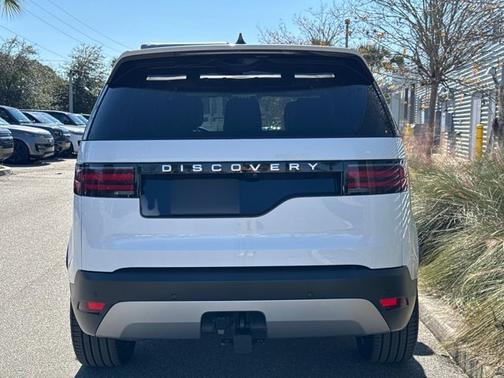 2025 Land Rover Discovery S