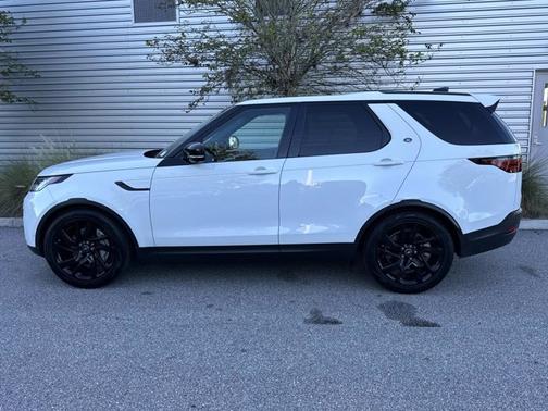 2025 Land Rover Discovery S