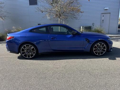 2023 BMW M4 Base (M6)