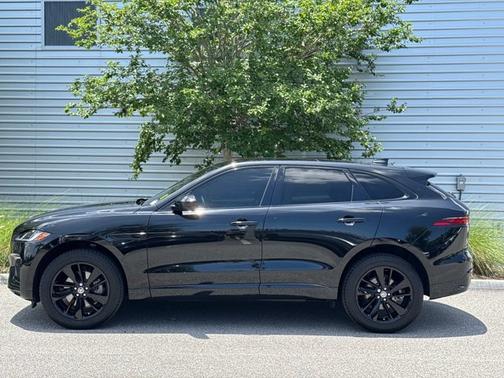 2024 Jaguar F-PACE R-Dynamic S