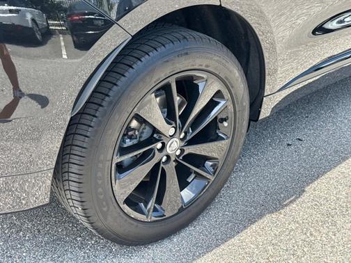 2024 Jaguar F-PACE R-Dynamic S