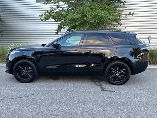 2026 Land Rover Range Rover Velar Dynamic SE