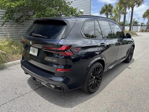 Carbon Black Metallic 2025 BMW X5 xDrive40i