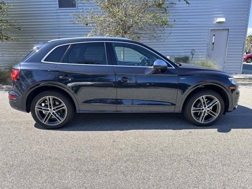 2018 Audi SQ5 3.0T Premium Plus