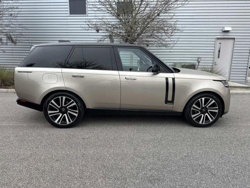2023 Land Rover Range Rover Autobiography