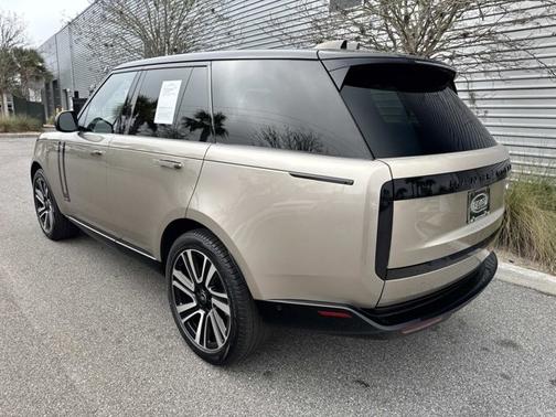 2023 Land Rover Range Rover Autobiography