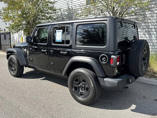 2022 Jeep Wrangler Unlimited Sport