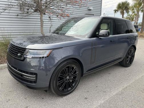 2025 Land Rover Range Rover SE