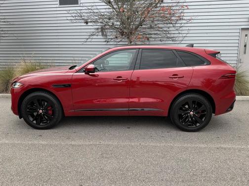 2023 Jaguar F-PACE R-Dynamic S