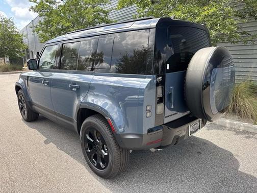 Tasman Blue Metallic 2026 Land Rover Defender S