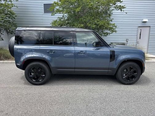 Tasman Blue Metallic 2026 Land Rover Defender S