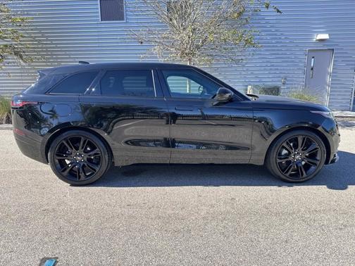 2023 Land Rover Range Rover Velar HST