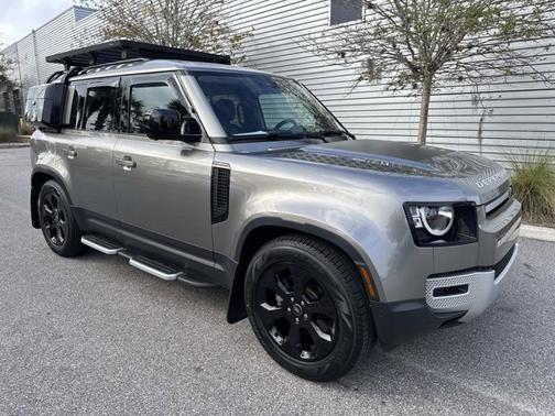 2023 Land Rover Defender 