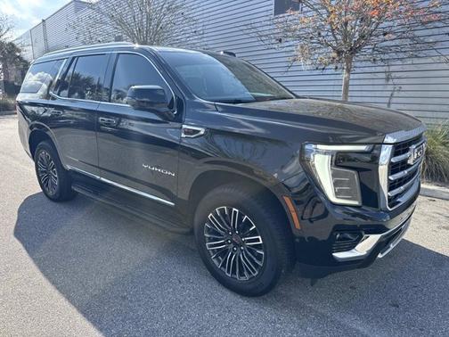 2025 GMC Yukon Elevation