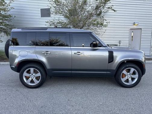 2024 Land Rover Defender S