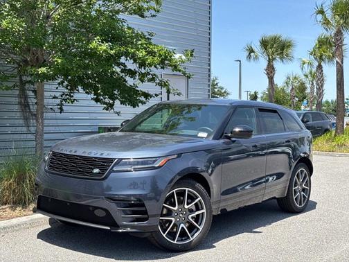 2026 Land Rover Range Rover Velar Dynamic SE