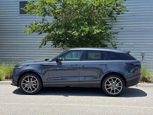 2026 Land Rover Range Rover Velar Dynamic SE