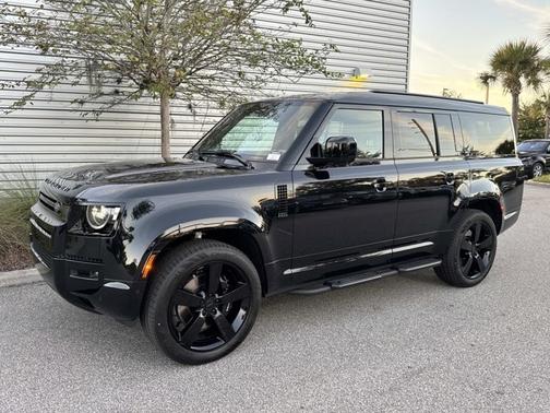 2026 Land Rover Defender V8