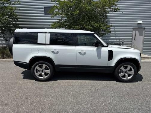 Fuji White 2026 Land Rover Defender S