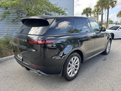 Santorini Black Metallic 2025 Land Rover Range Rover Sport S