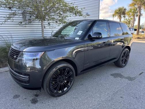 Carpathian Grey Premium Metallic 2026 Land Rover Range Rover SE