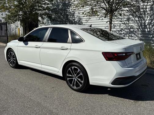 2024 Volkswagen Jetta Sport