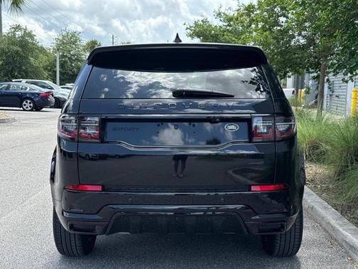 2022 Land Rover Discovery Sport S R-Dynamic