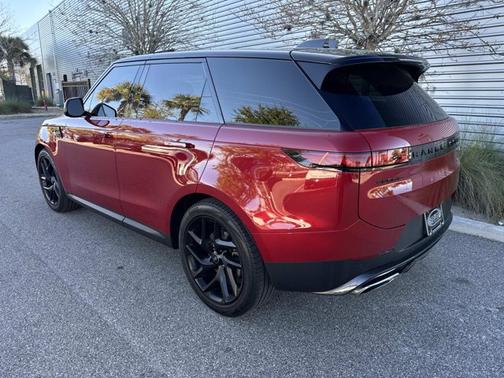 2023 Land Rover Range Rover Sport SE
