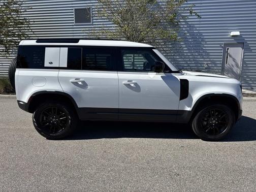 2024 Land Rover Defender S