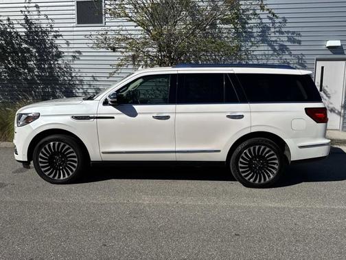 2019 Lincoln Navigator Black Label