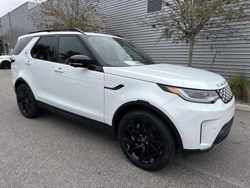 2025 Land Rover Discovery S