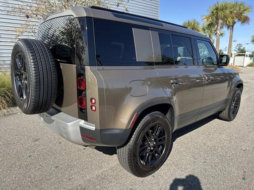 2025 Land Rover Defender S