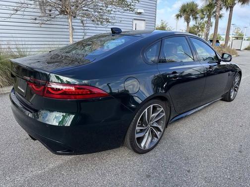 2024 Jaguar XF R-Dynamic SE