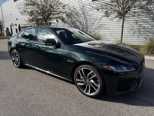 2024 Jaguar XF R-Dynamic SE