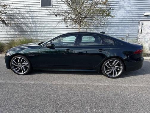 2024 Jaguar XF R-Dynamic SE