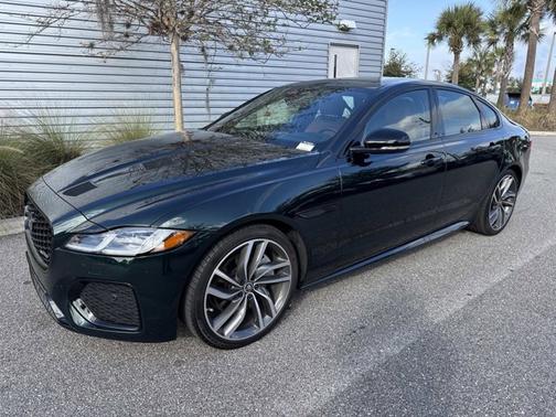 2024 Jaguar XF R-Dynamic SE