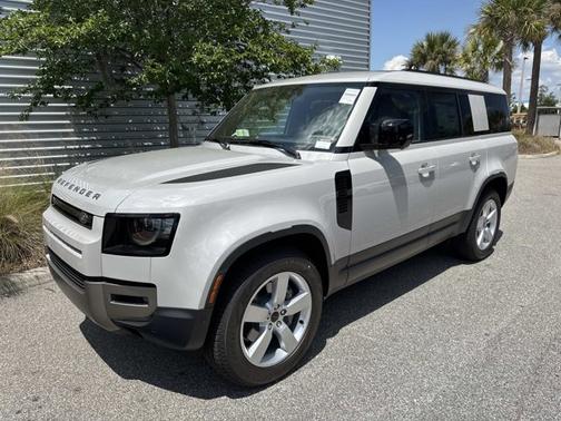 Borasco Grey Metallic 2026 Land Rover Defender S