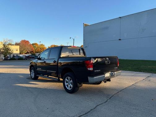 2014 Nissan Titan SV