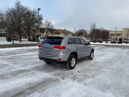 2016 Jeep Grand Cherokee Laredo