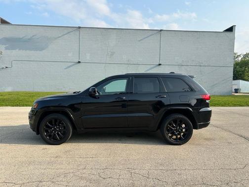 2020 Jeep Grand Cherokee Altitude