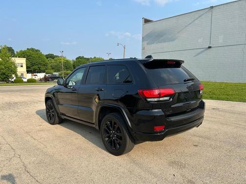 2020 Jeep Grand Cherokee Altitude